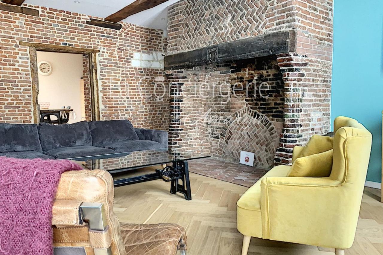Aa13 - Le Victor Hugo - Sejour D'Exception Dans Un Appartement Historique Ault Extérieur photo