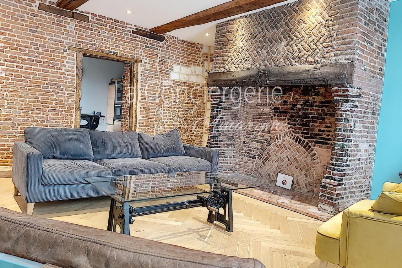 Aa13 - Le Victor Hugo - Sejour D'Exception Dans Un Appartement Historique Ault Extérieur photo